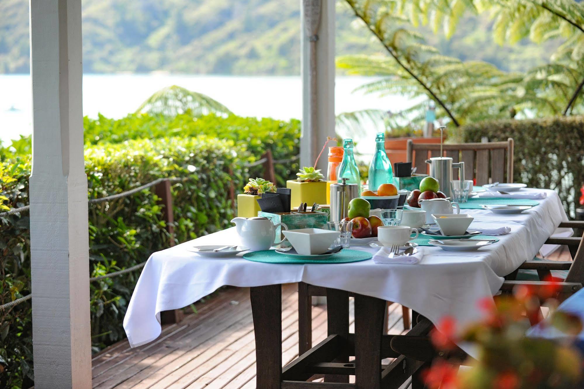 Tirimoana House Bed & Breakfast Anakiwa Exterior photo